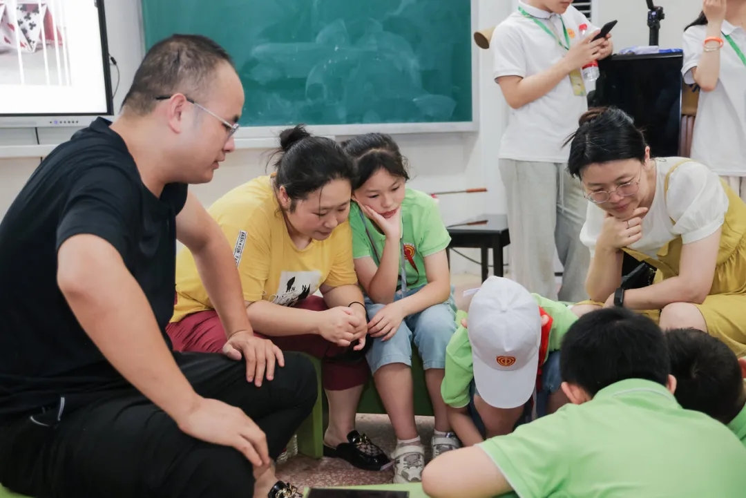 为心赋能 温暖相伴——雨花区开展产业工人子女暑期成长夏令营亲子心理团辅活动