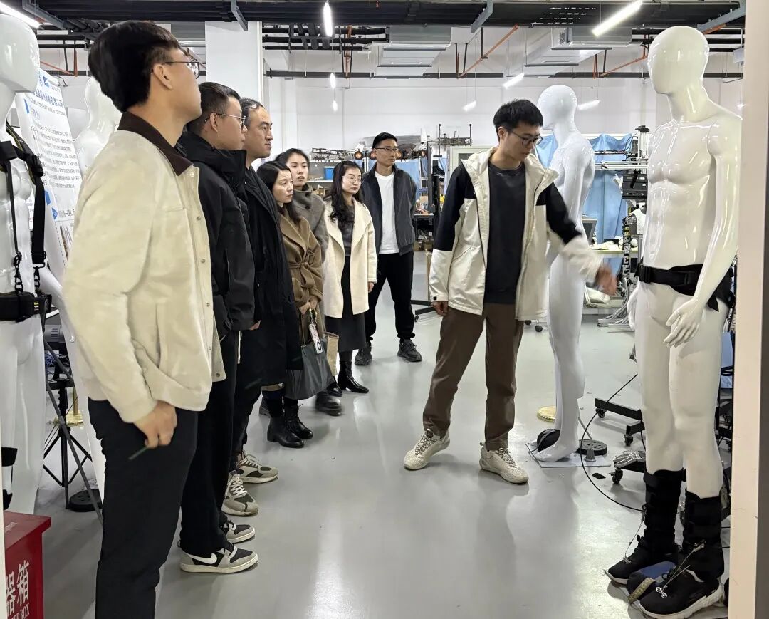 豪门国际官网技术赴西安交通大学、西安电子科技大学发展深度合作互换，共探产学研协同发展